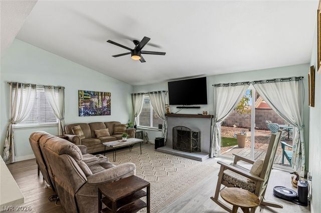 4476 Sunny Dunes Drive, Las Vegas, NV 89121