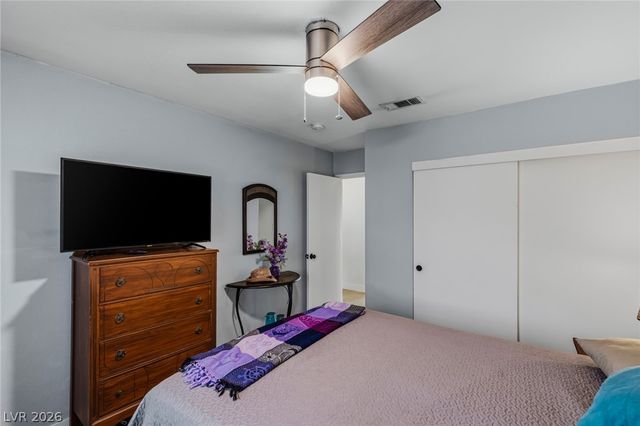 4476 Sunny Dunes Drive, Las Vegas, NV 89121
