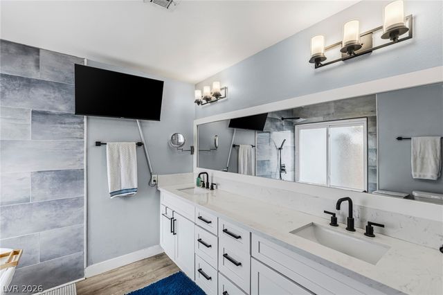 4476 Sunny Dunes Drive, Las Vegas, NV 89121