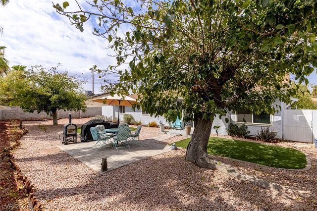 4476 Sunny Dunes Drive, Las Vegas, NV 89121