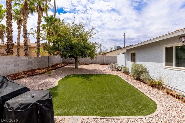 4476 Sunny Dunes Drive, Las Vegas, NV 89121