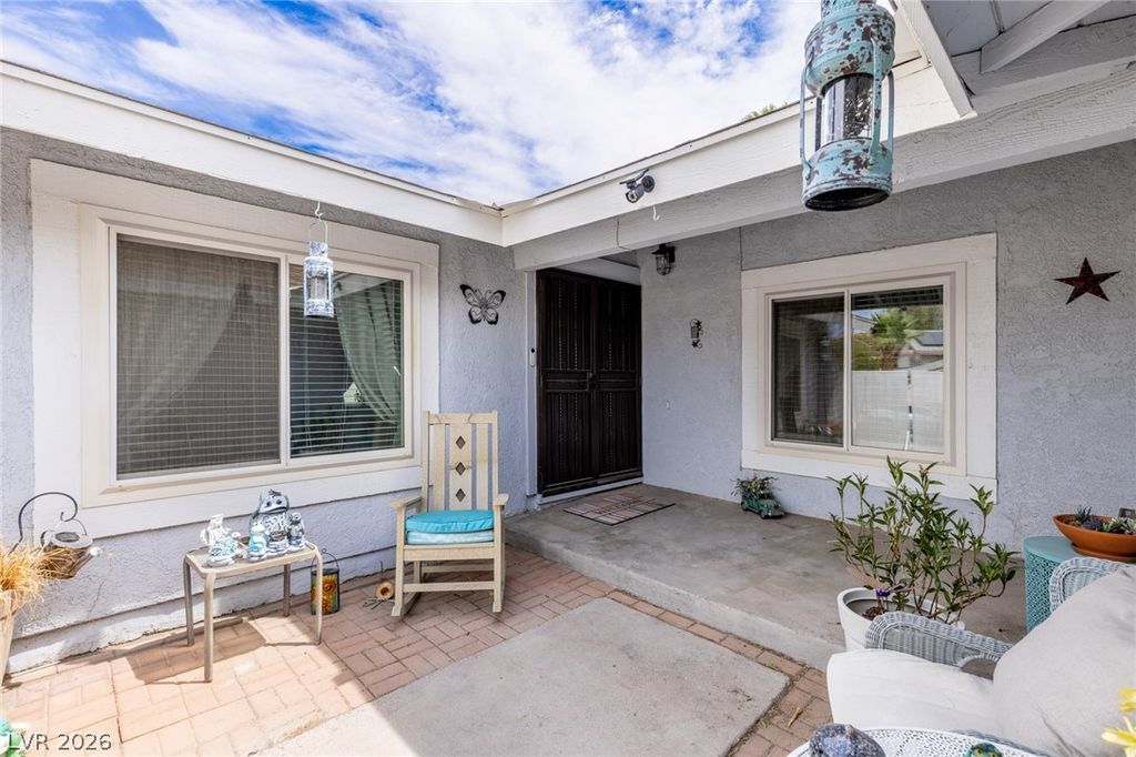 4476 Sunny Dunes Drive, Las Vegas, NV 89121 — photo 5