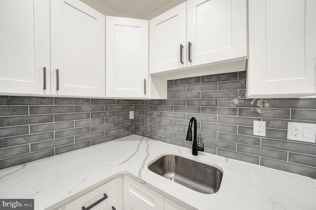 405 N RODNEY ST, Wilmington, DE 19805