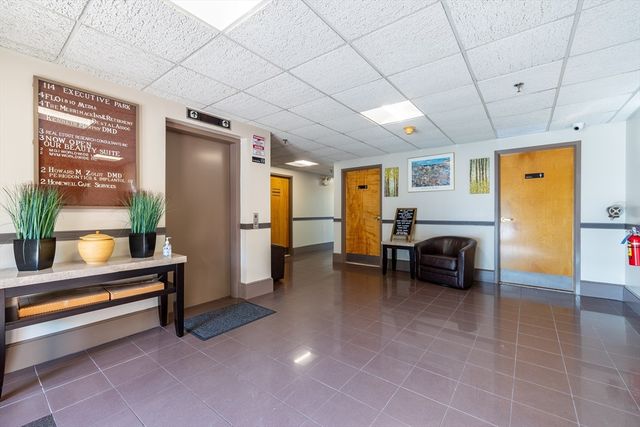 1538 Turnpike St 4, North Andover, MA 01845