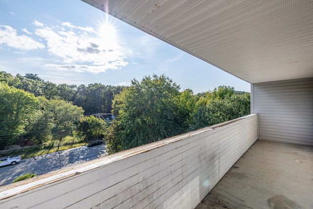 1538 Turnpike St 4, North Andover, MA 01845