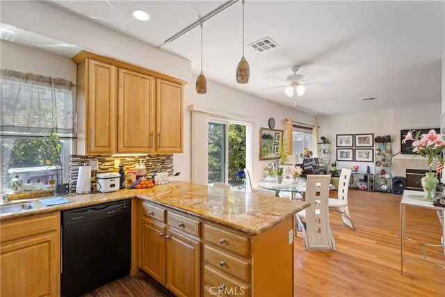 14522 Day Lily, Panorama City, CA 91402