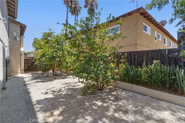 14522 Day Lily, Panorama City, CA 91402