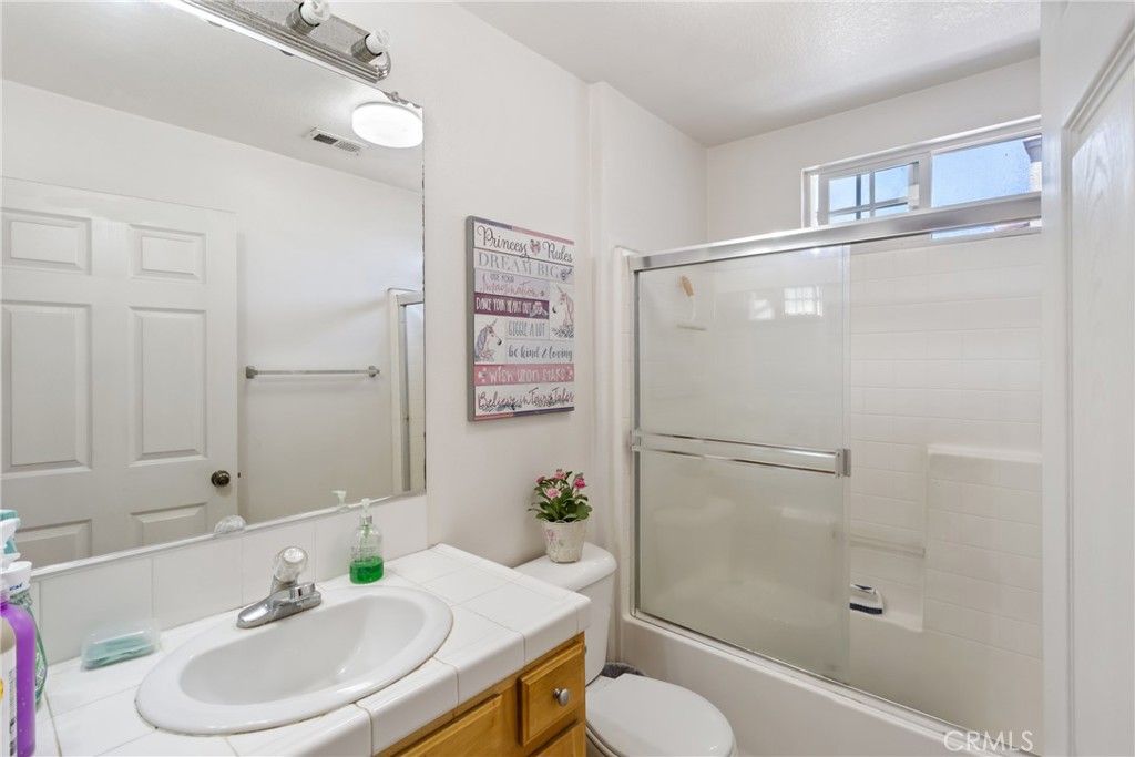 Image 22 of property listing at 14522 Day Lily, Panorama City, CA 91402