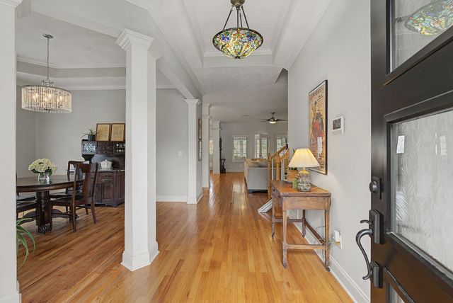 957 Century Oak Dr, Nashville, TN 37211