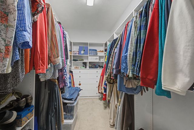 957 Century Oak Dr, Nashville, TN 37211