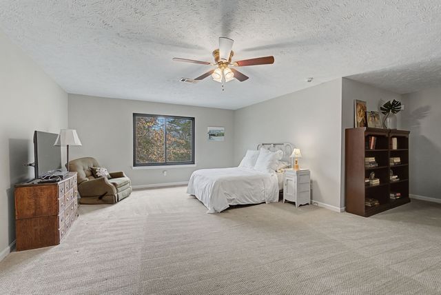 957 Century Oak Dr, Nashville, TN 37211