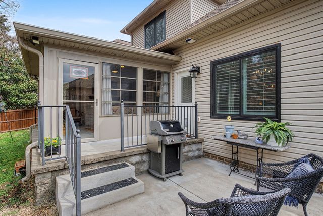 957 Century Oak Dr, Nashville, TN 37211