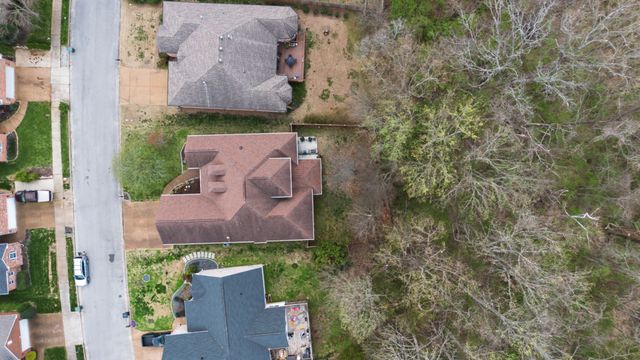 957 Century Oak Dr, Nashville, TN 37211