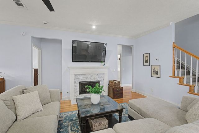 957 Century Oak Dr, Nashville, TN 37211