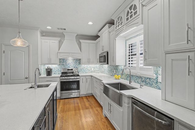 957 Century Oak Dr, Nashville, TN 37211