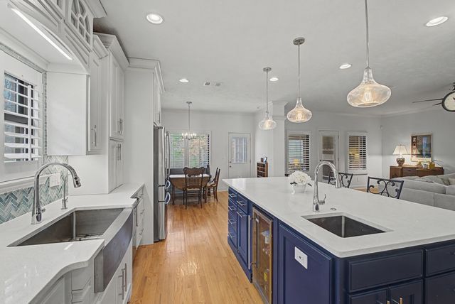 957 Century Oak Dr, Nashville, TN 37211