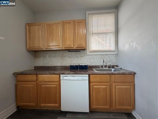 239 Lincoln Avenue 1, Newark, NJ 07104