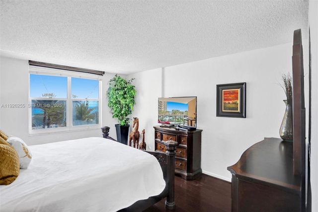 2501 S Ocean Dr 321, Hollywood, FL 33019