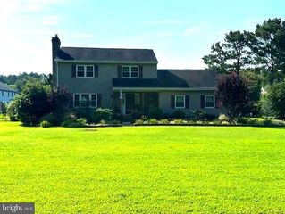 4037 OAKLAND SCHOOL RD, Salisbury, MD 21804