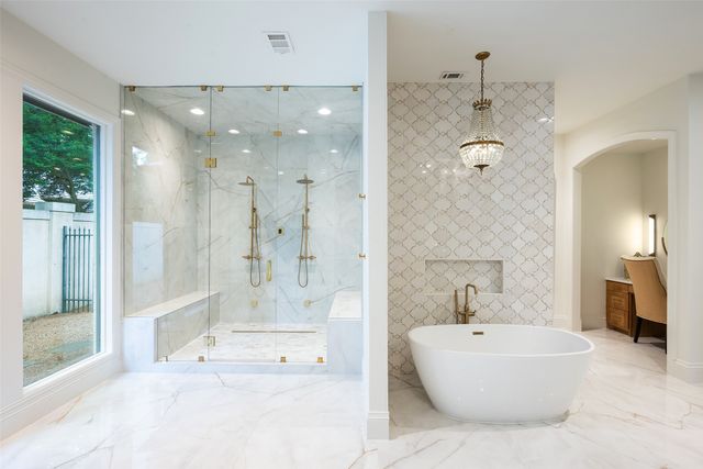 2 Manzano Circle, Dallas, TX 75230