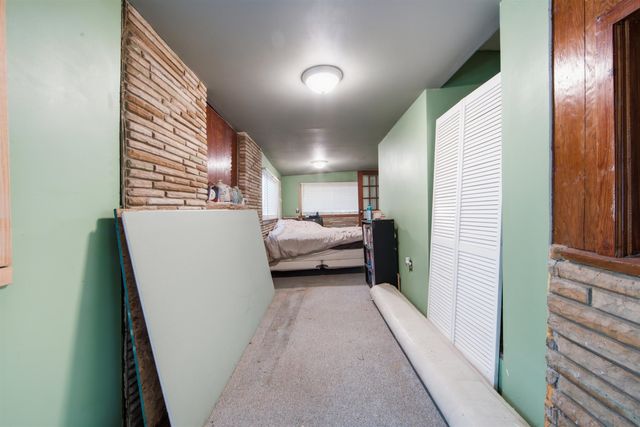 1925 W Mccormick, Wichita, KS 67213