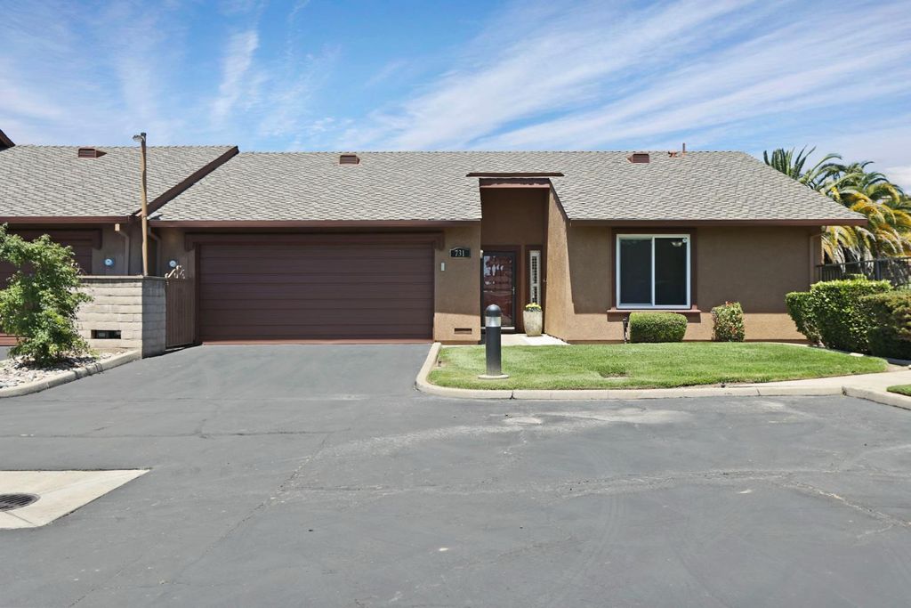 731 Brandywine Dr, Lodi, CA 95240