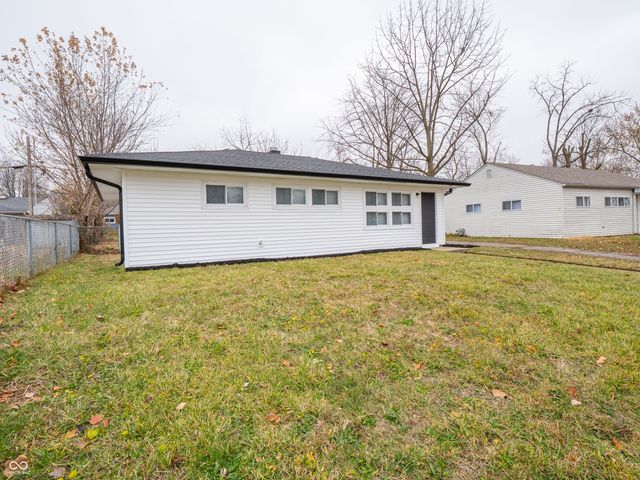 6710 Brookhaven Drive, Lawrence, IN 46226