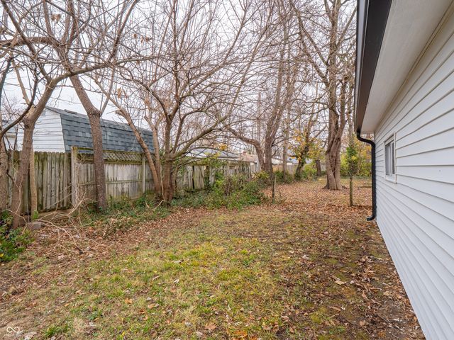 6710 Brookhaven Drive, Lawrence, IN 46226