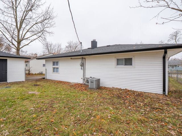 6710 Brookhaven Drive, Lawrence, IN 46226