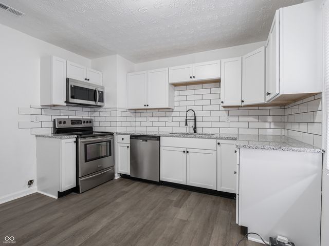 6710 Brookhaven Drive, Lawrence, IN 46226