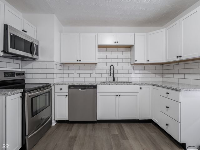 6710 Brookhaven Drive, Lawrence, IN 46226