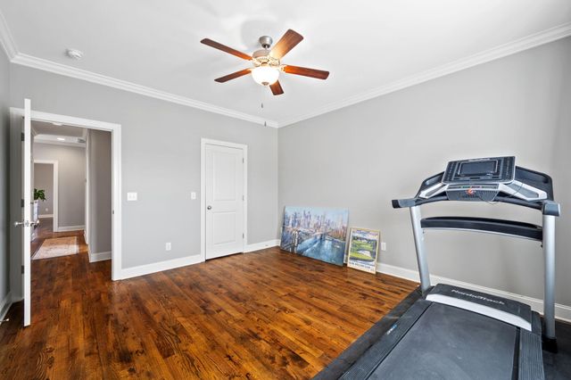 102 W 19th Street, Chattanooga, TN 37408