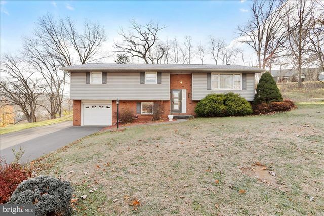 79 LEON DR, Fort Ashby, WV 26719