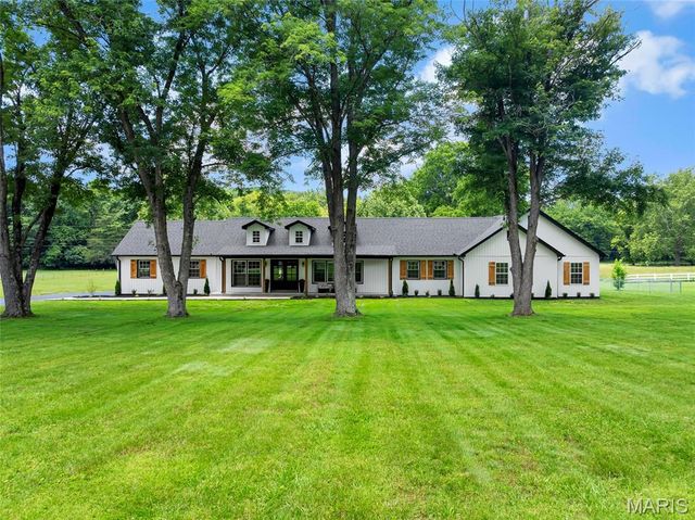 4733 Fox Creek Road, Wildwood, MO 63069