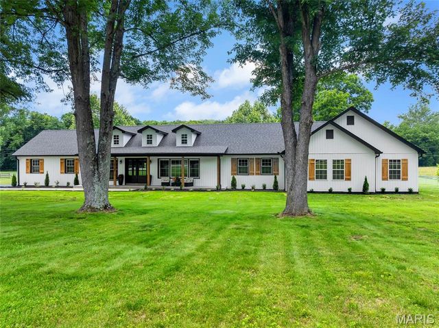 4733 Fox Creek Road, Wildwood, MO 63069