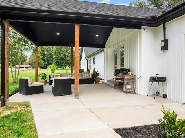 4733 Fox Creek Road, Wildwood, MO 63069