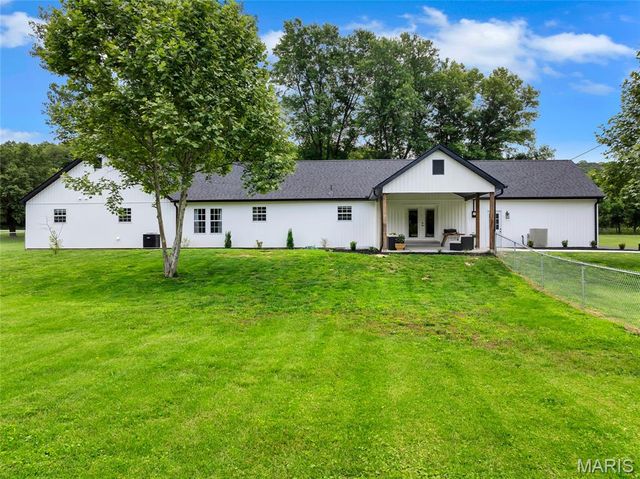 4733 Fox Creek Road, Wildwood, MO 63069