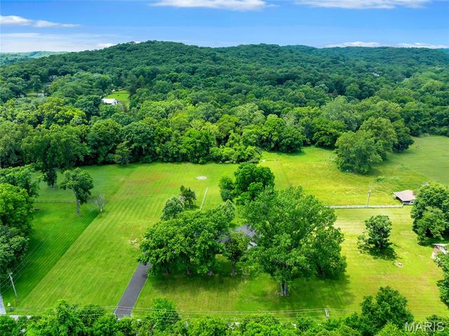 4733 Fox Creek Road, Wildwood, MO 63069