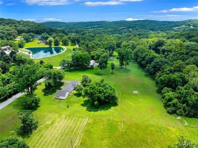 4733 Fox Creek Road, Wildwood, MO 63069