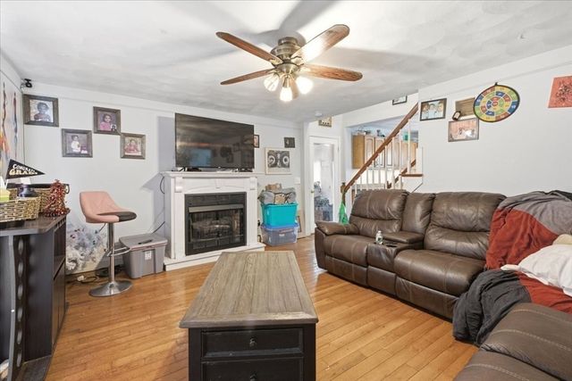 1 Mohawk Dr, North Attleboro, MA 02760