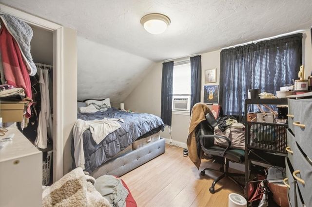 1 Mohawk Dr, North Attleboro, MA 02760