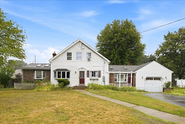 1 Mohawk Dr, North Attleboro, MA 02760