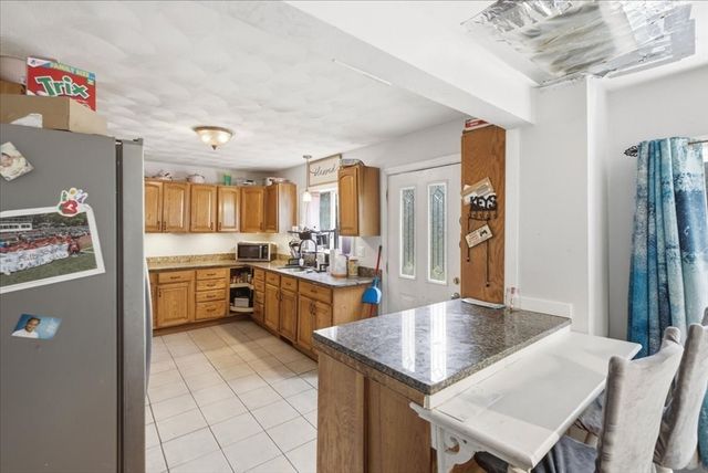 1 Mohawk Dr, North Attleboro, MA 02760