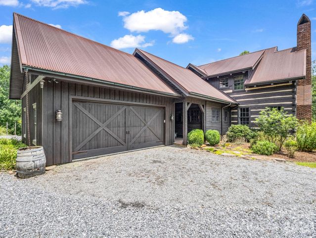 115 Apple Meadow Court, Lake Lure, NC 28746