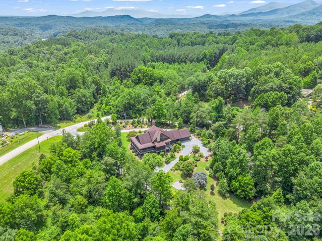 115 Apple Meadow Court, Lake Lure, NC 28746