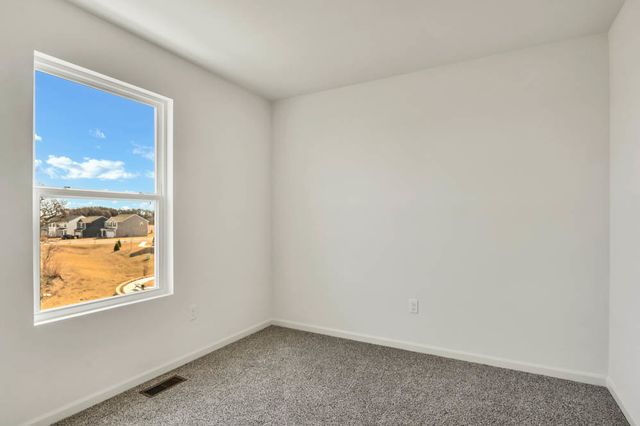 2660 Arrowhead Drive, Pingree Grove, IL 60140