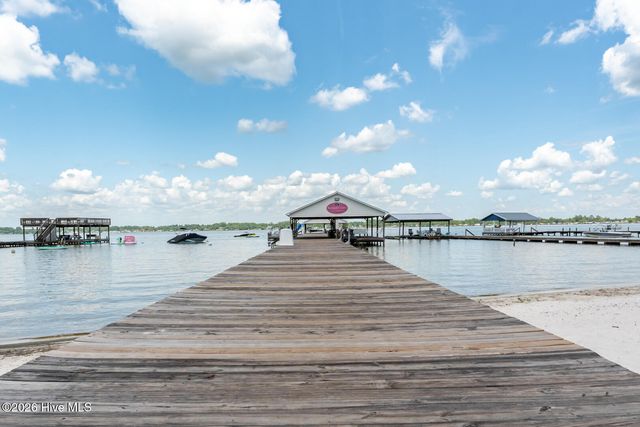 37 Precious Memories Lane, Elizabethtown, NC 28337