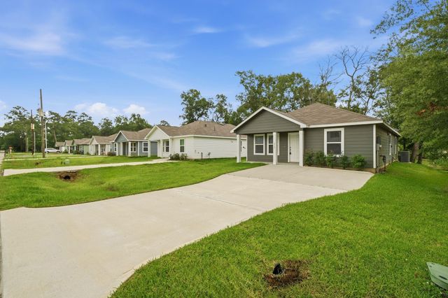 815 Jefferson Avenue, Cleveland, TX 77327