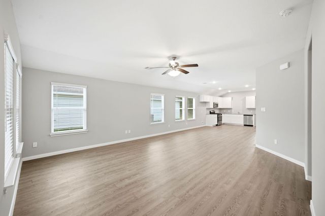 815 Jefferson Avenue, Cleveland, TX 77327