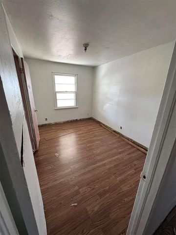 401 E Center, Lexington, OK 73051